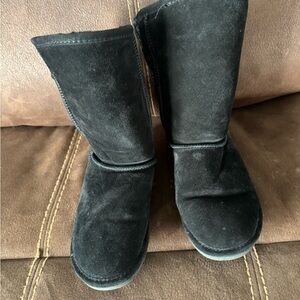 Bearpaw Black and Gray knit buckle boots